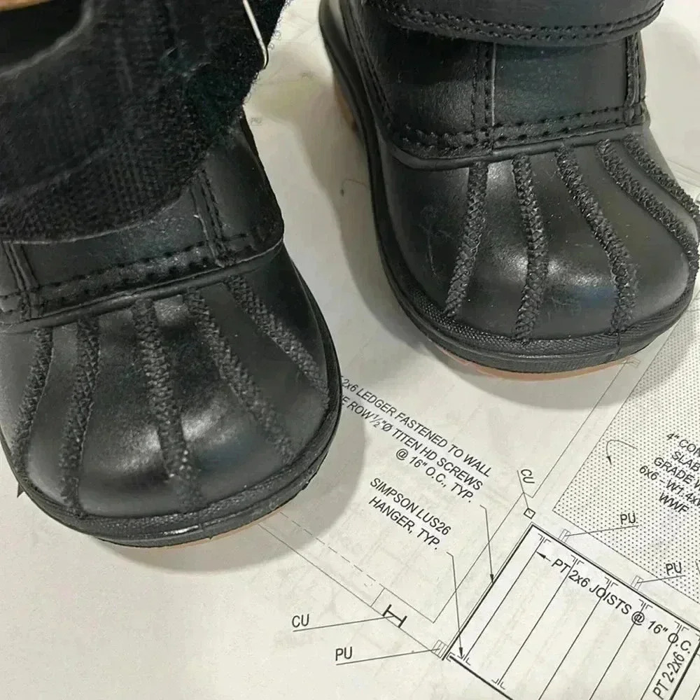 Cat & Jack boots - Picture 5 of 7